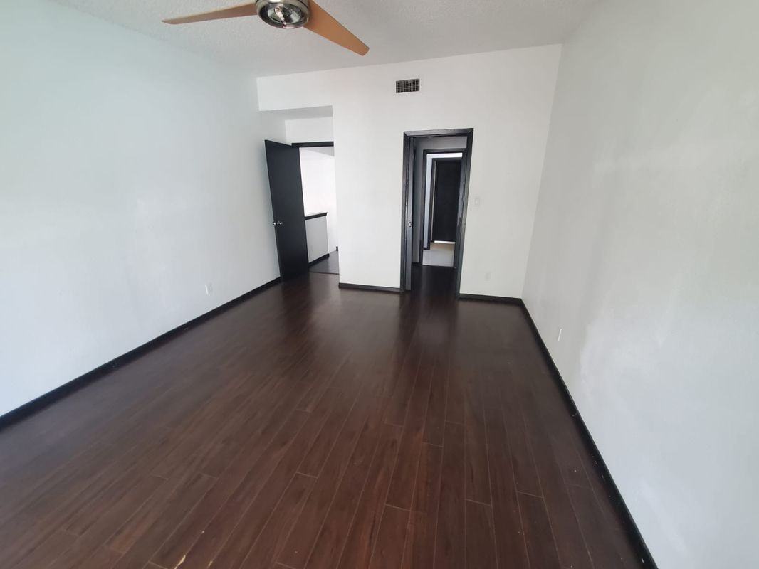 120 Sunflower Ave - Photo 4 of 27