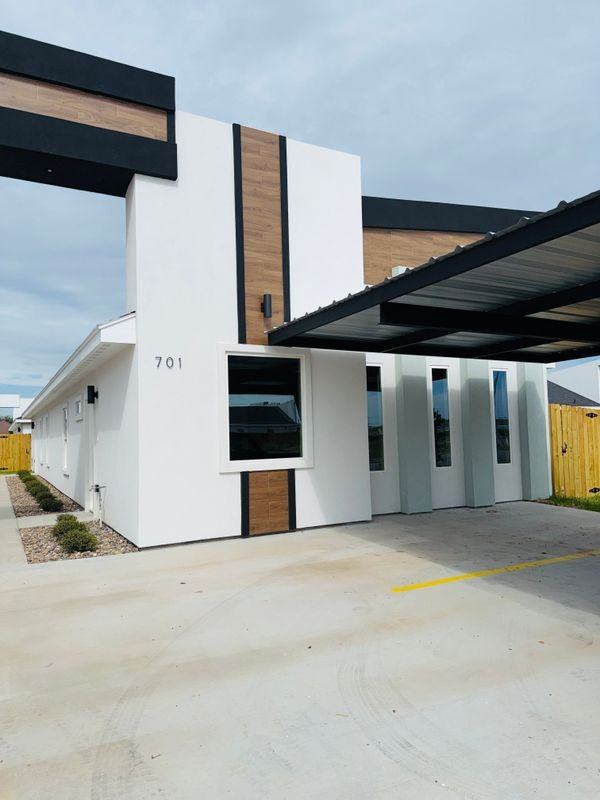 701 N Onyx Ave ##3 - Photo 2 of 12