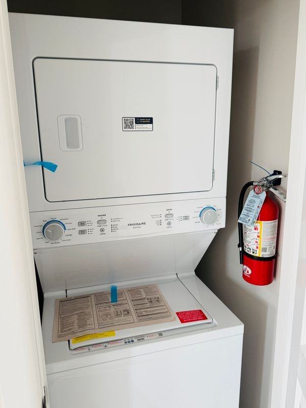 701 N Onyx Ave ##3 - Photo 6 of 12