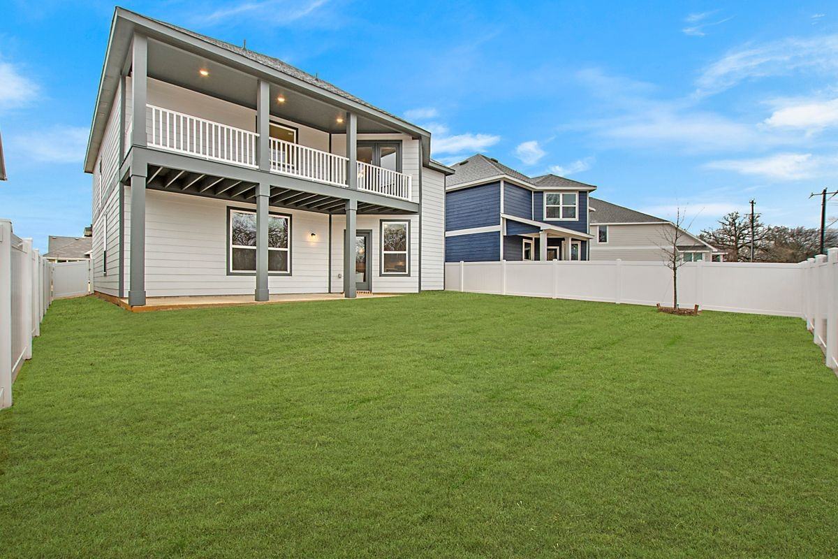 1605 Katharina Ave - Photo 3 of 35
