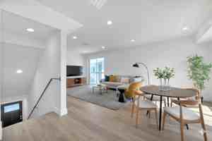 featured image of 11726 Hamlin St