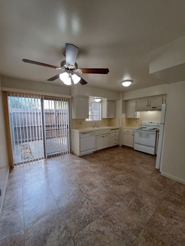 3355 E Sierra Madre Ave - Photo 5 of 18