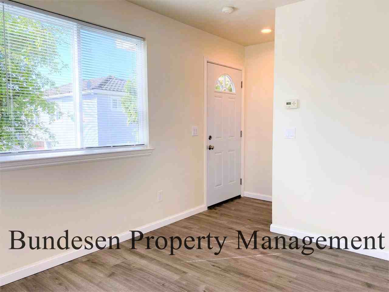 747 Fresno Ave - Photo 4 of 17