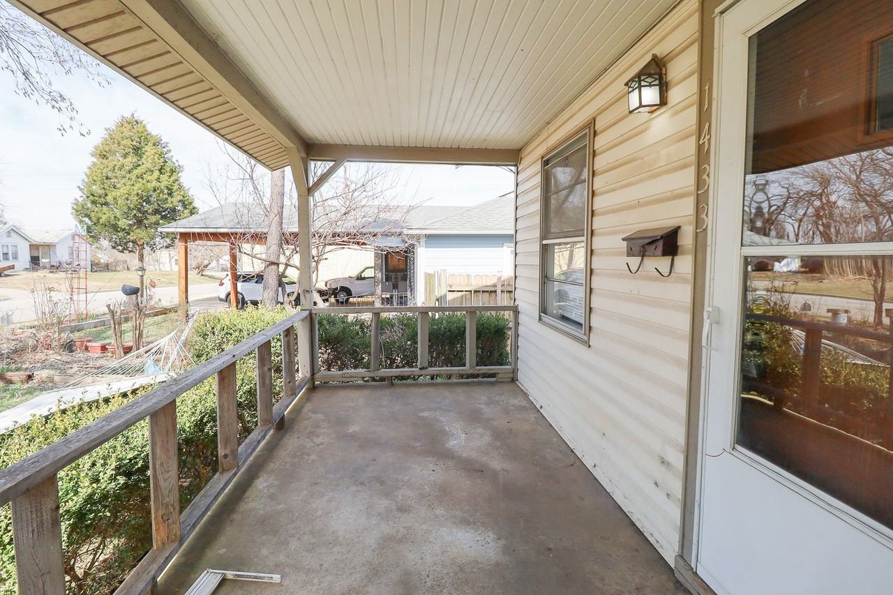 1433 N Winston Ave - Photo 2 of 18