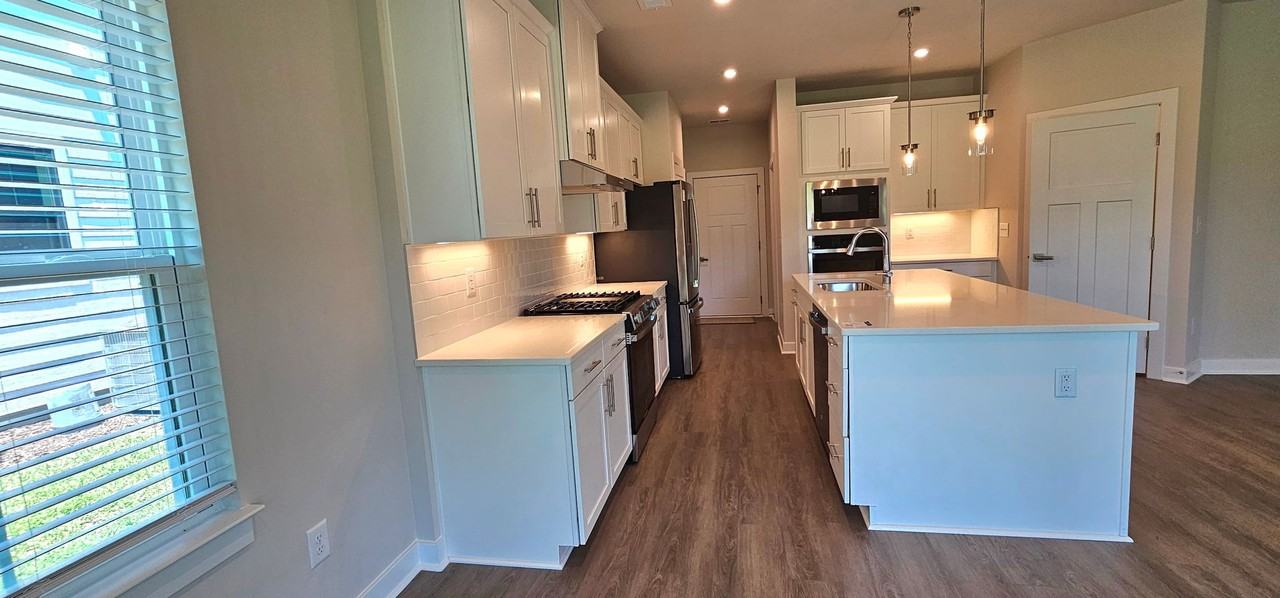 2313 Hazel Way - Photo 3 of 19