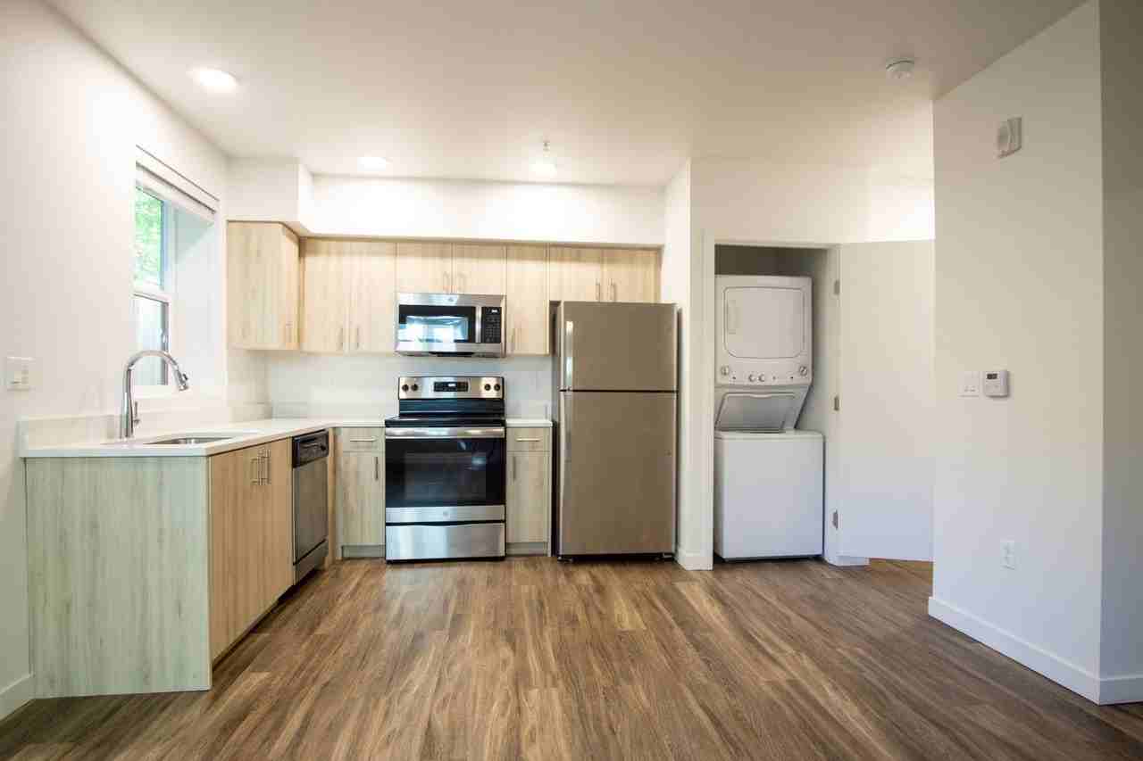 037 - 1834 Apartments - Photo 2 of 23