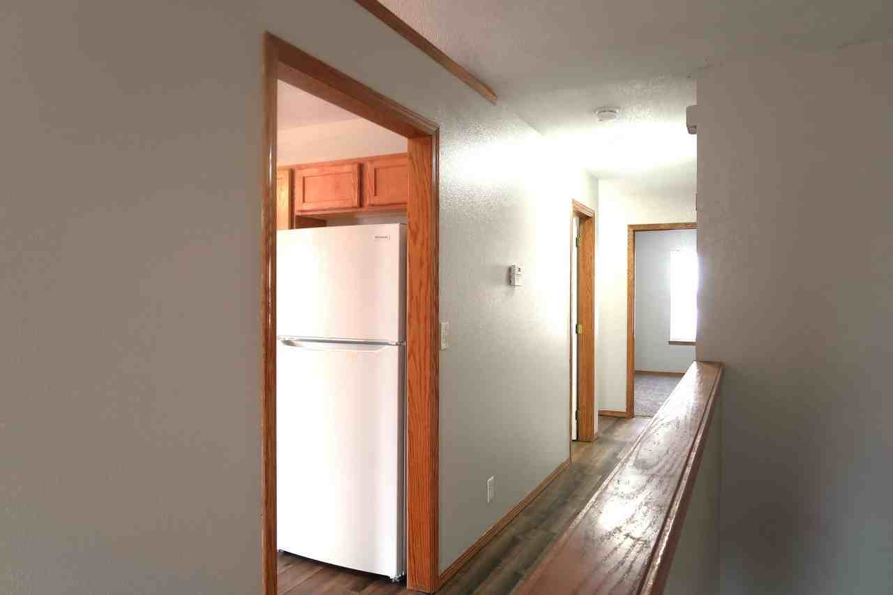 125 N Florence St - Photo 5 of 15