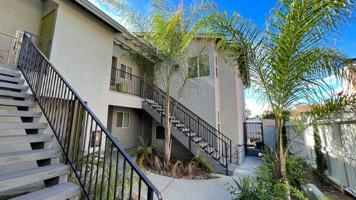 featured image of 4423 49th St