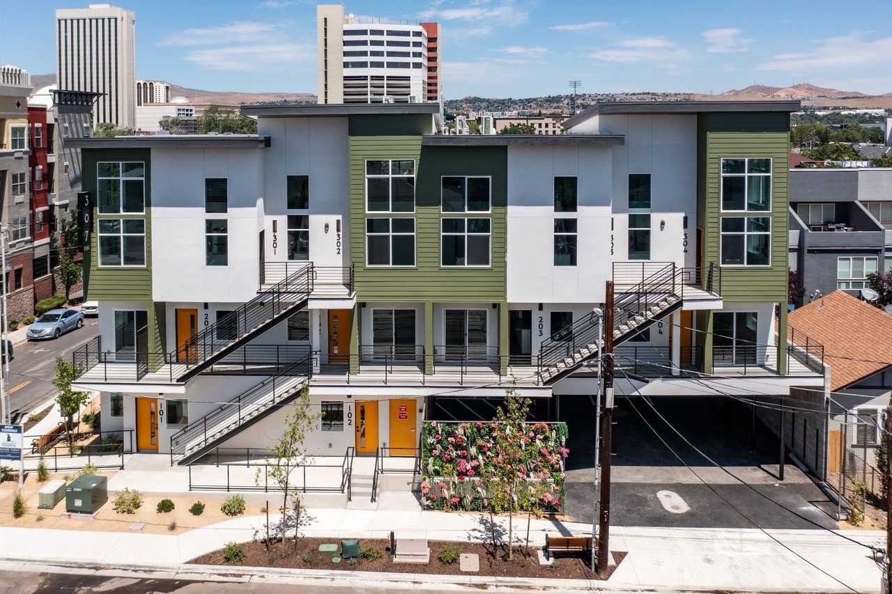 307 Pine Street - Photo 3 of 3