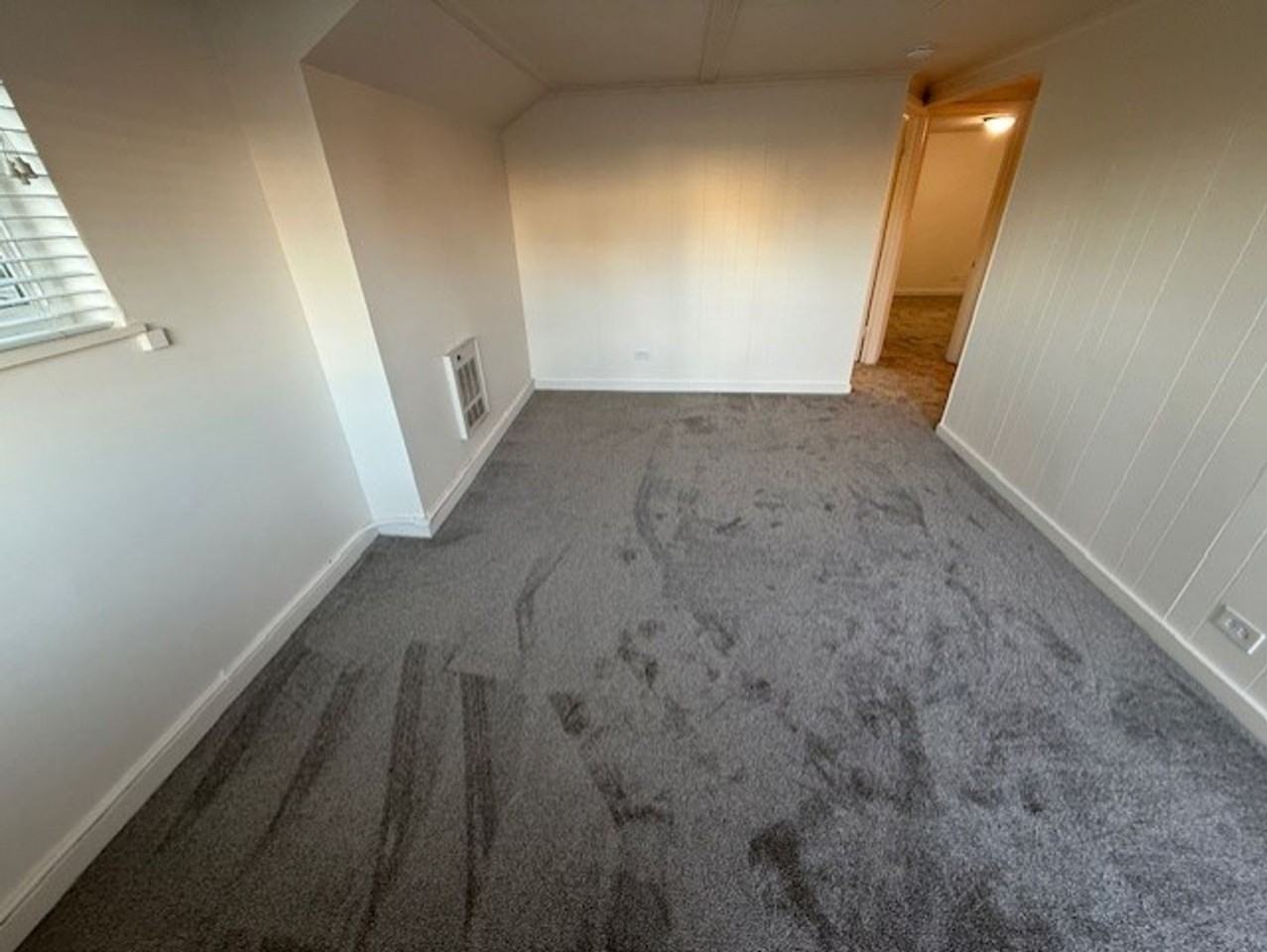 3218 Rucker Ave - Photo 3 of 14