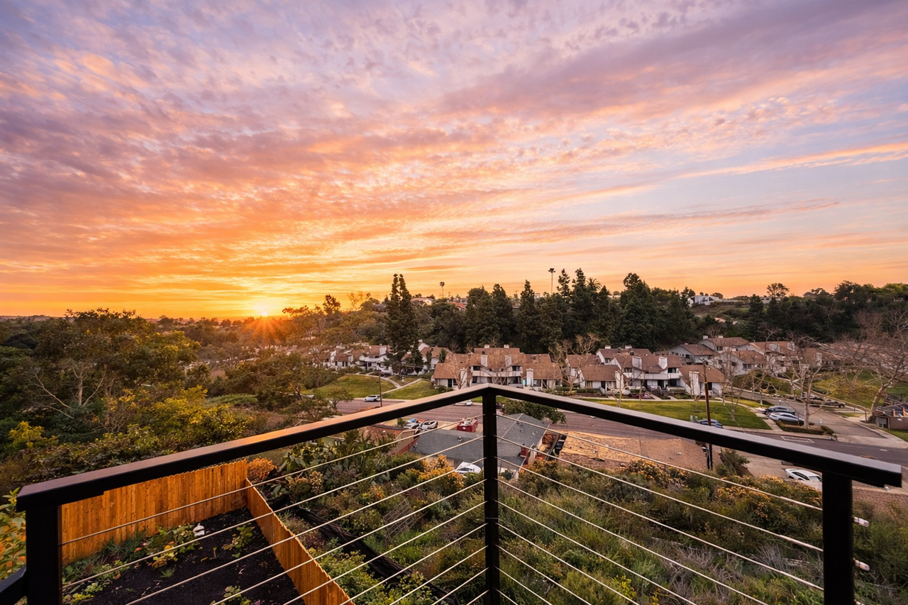 4606 Shoshoni Ave #6 - Photo 4 of 15