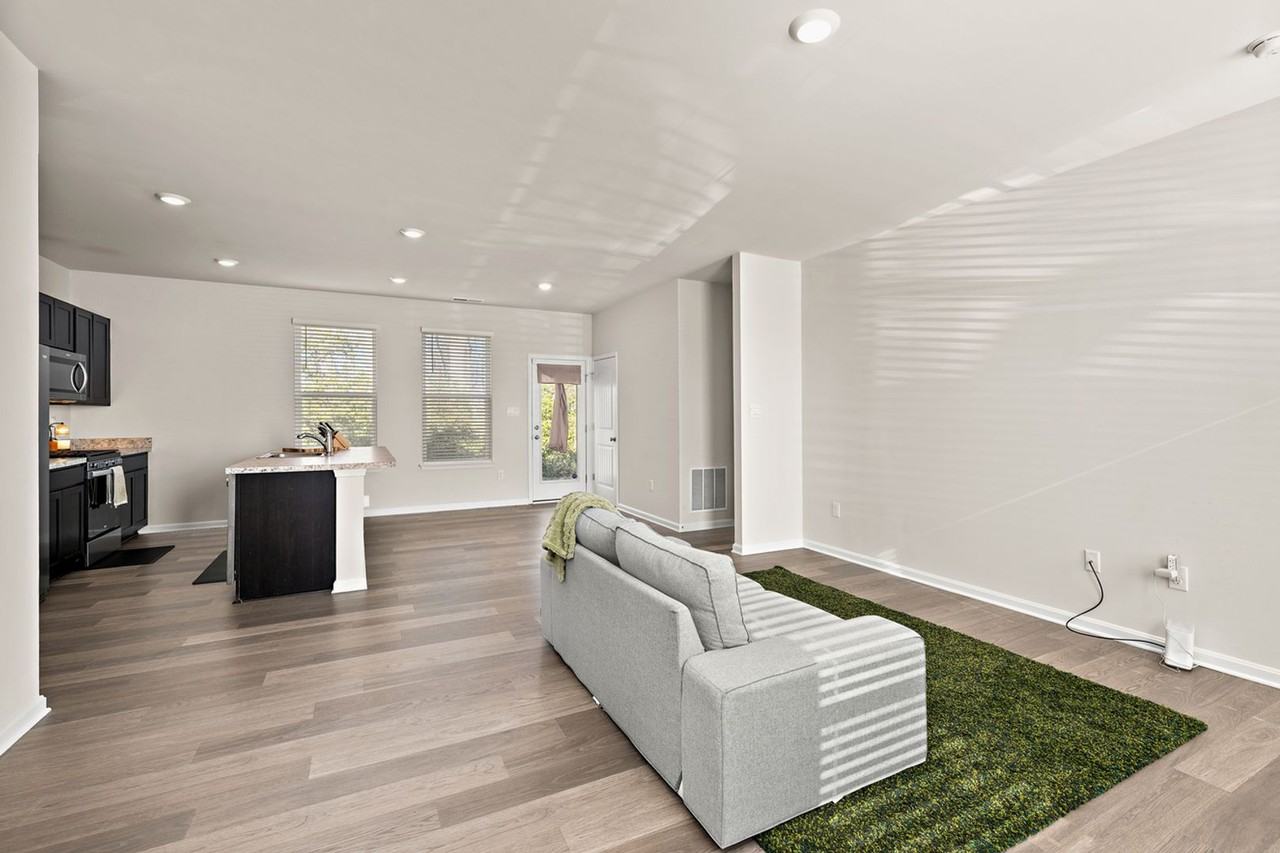 121 Kennison Ln - Photo 2 of 29