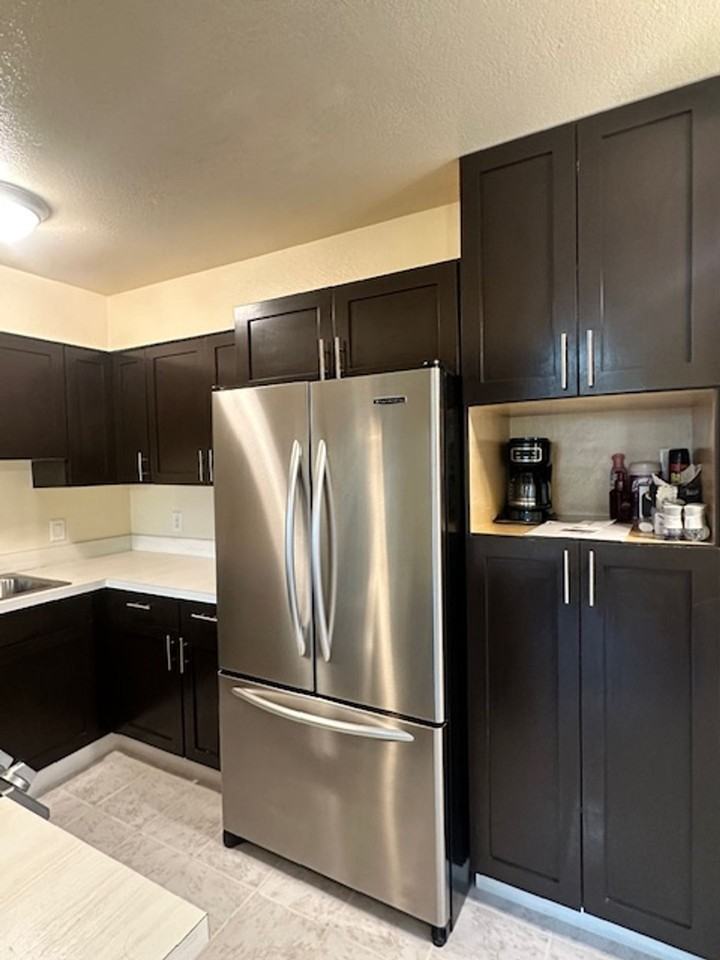 4920 Stanley Ave - Photo 2 of 12