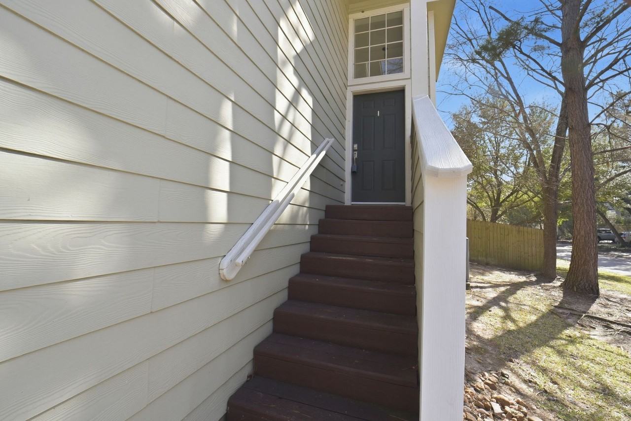 79 N Walden Elms Cir - Photo 4 of 39