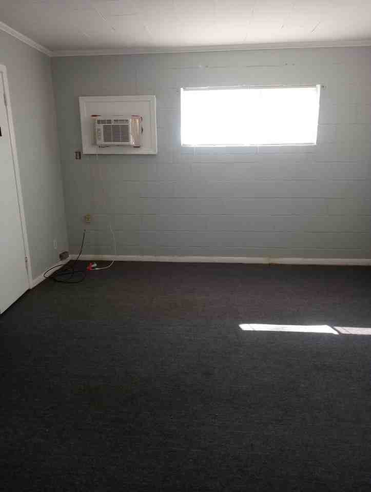 3403 Raymo Dr - Photo 3 of 6