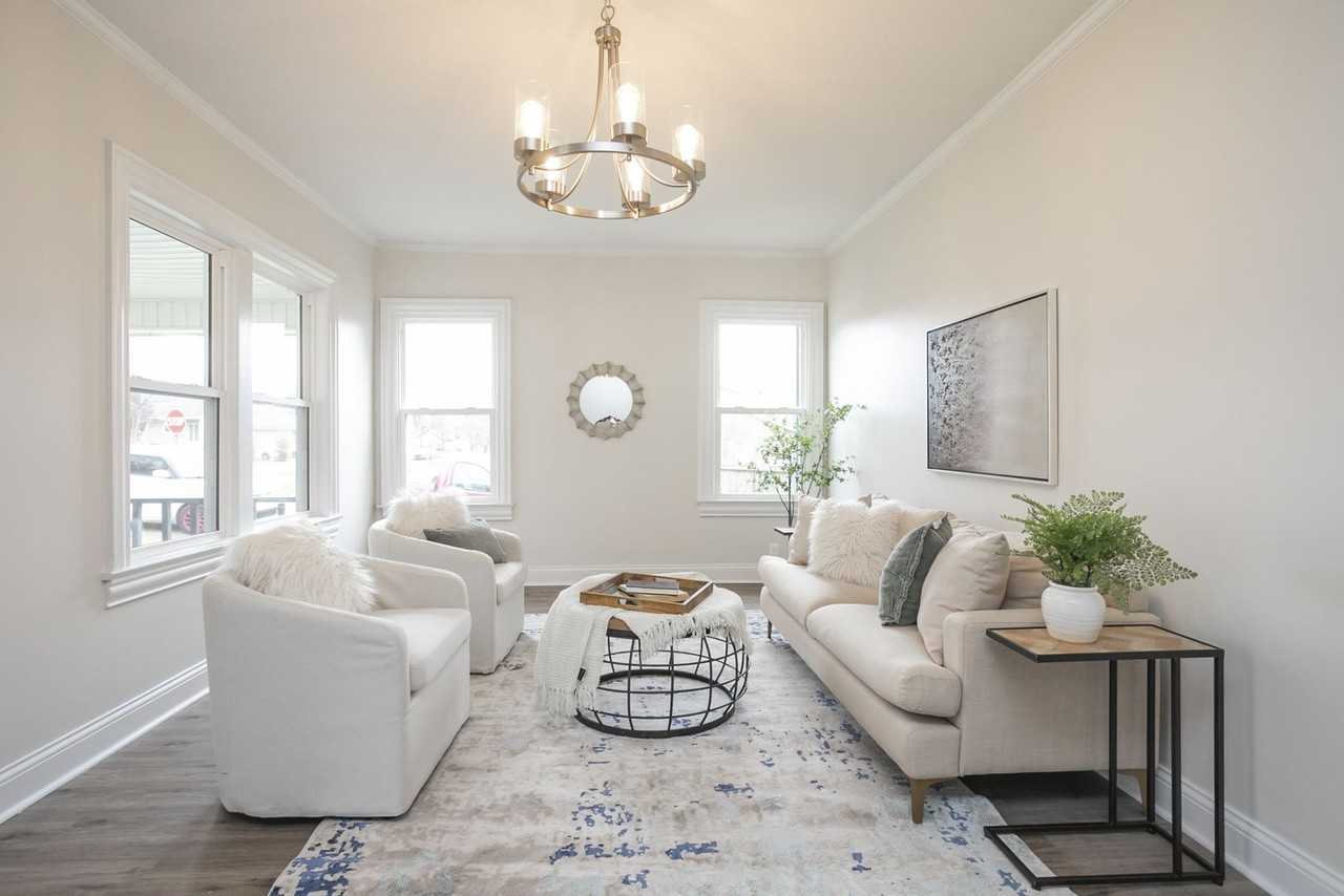 301 Lutie St - Photo 4 of 19