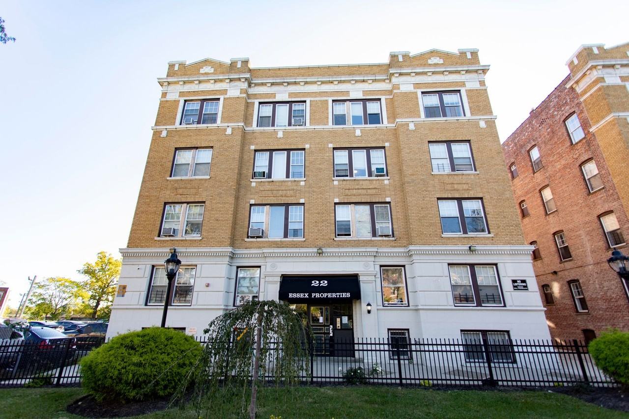 NKB 22-30 MUNN LLC - Photo 6 of 37