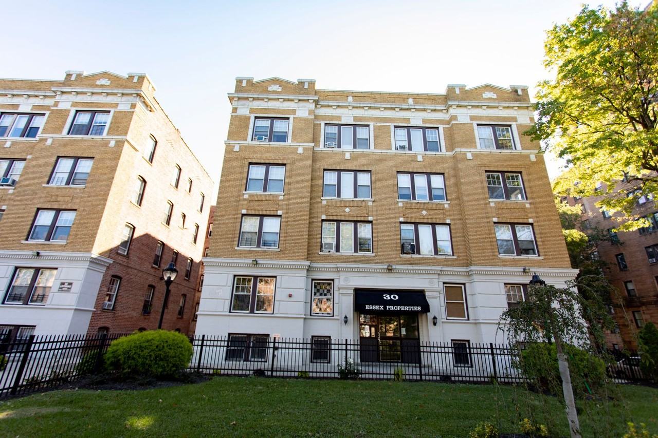 NKB 22-30 MUNN LLC - Photo 7 of 37