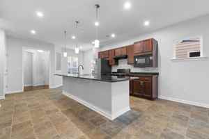 featured image of 123 Alcovy Ct