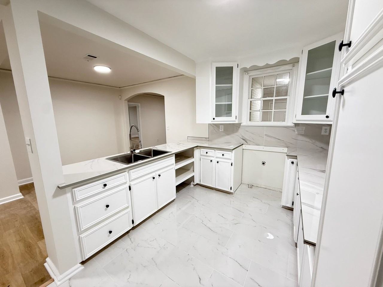 3939 Camellia Dr - Photo 2 of 21