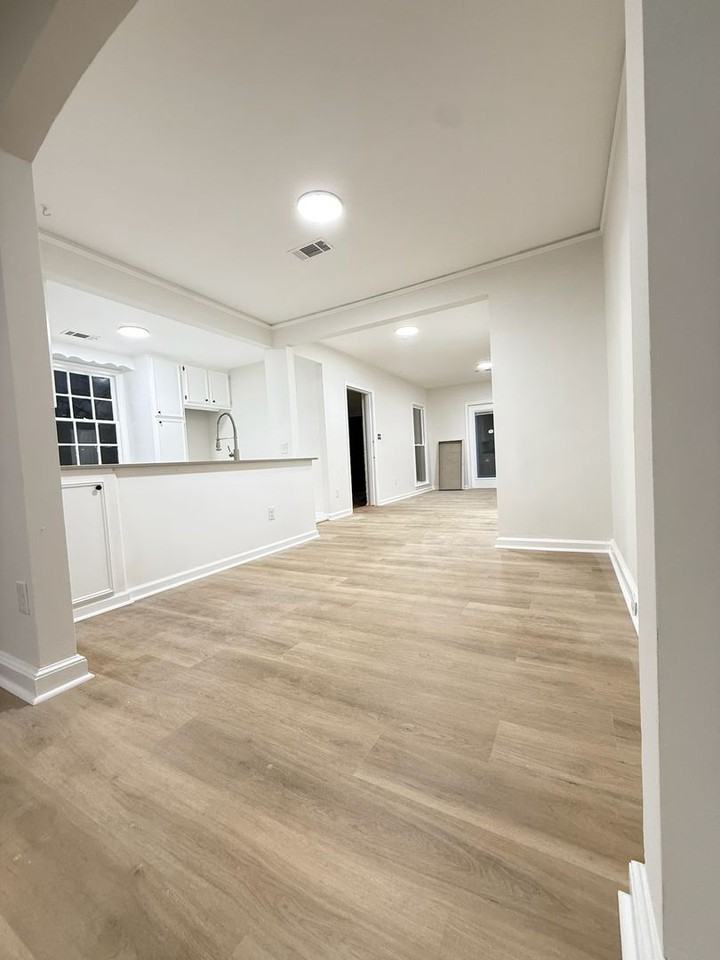 3939 Camellia Dr - Photo 7 of 21