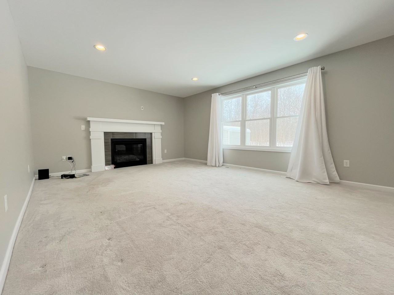 140 Cherry Laurel Ln - Photo 2 of 21