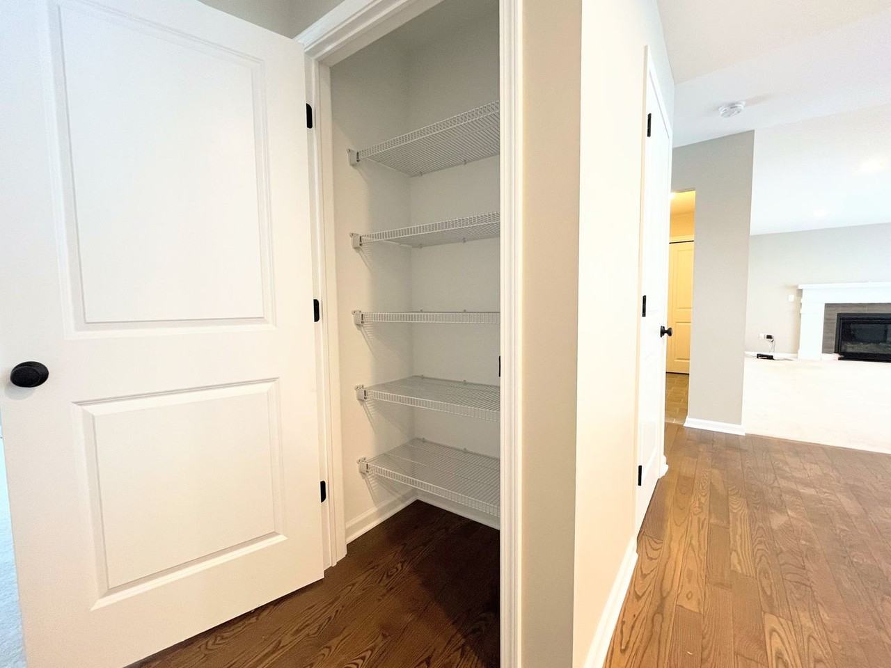 140 Cherry Laurel Ln - Photo 7 of 21