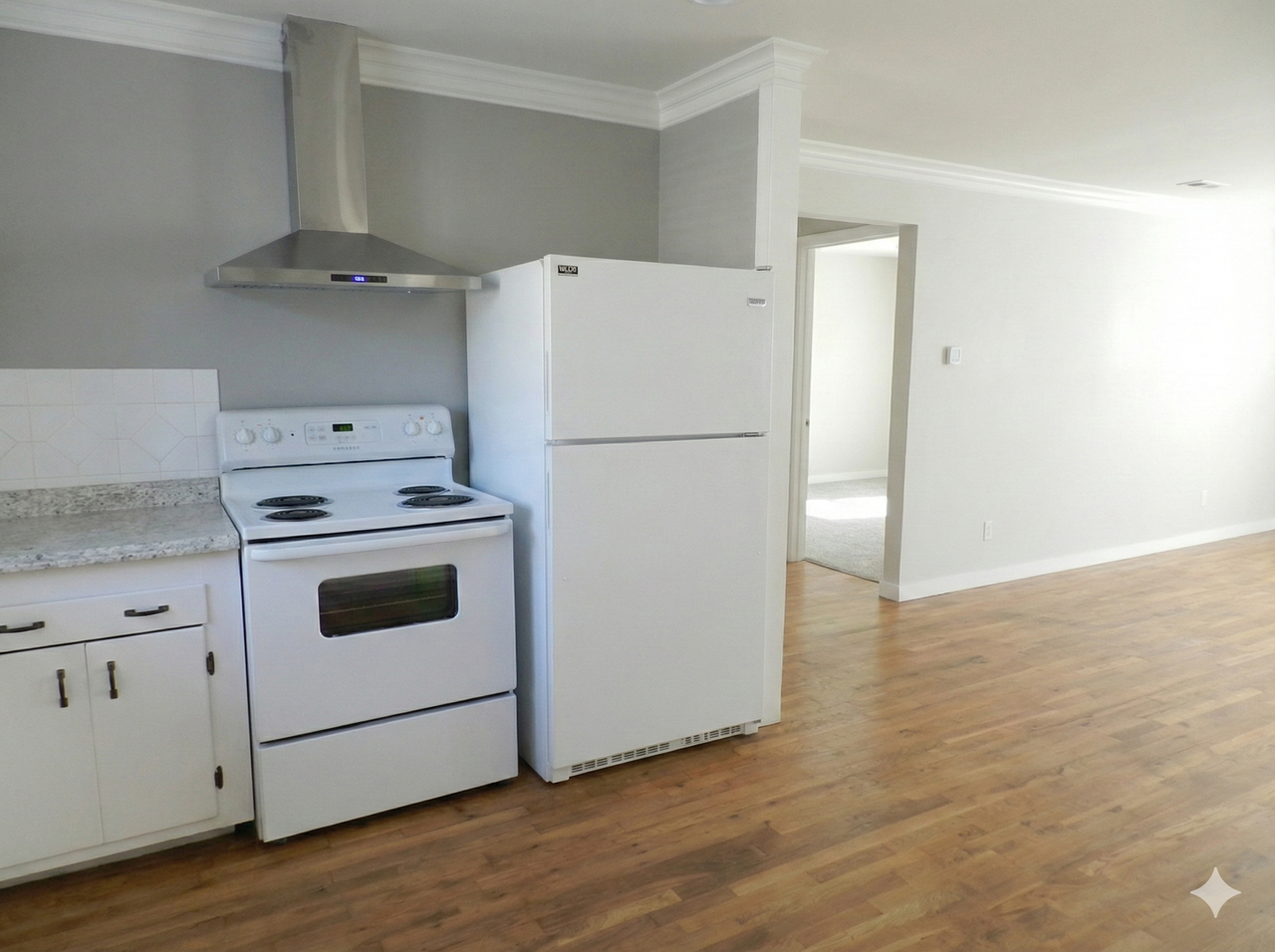 5560 S 316th St - Photo 4 of 14