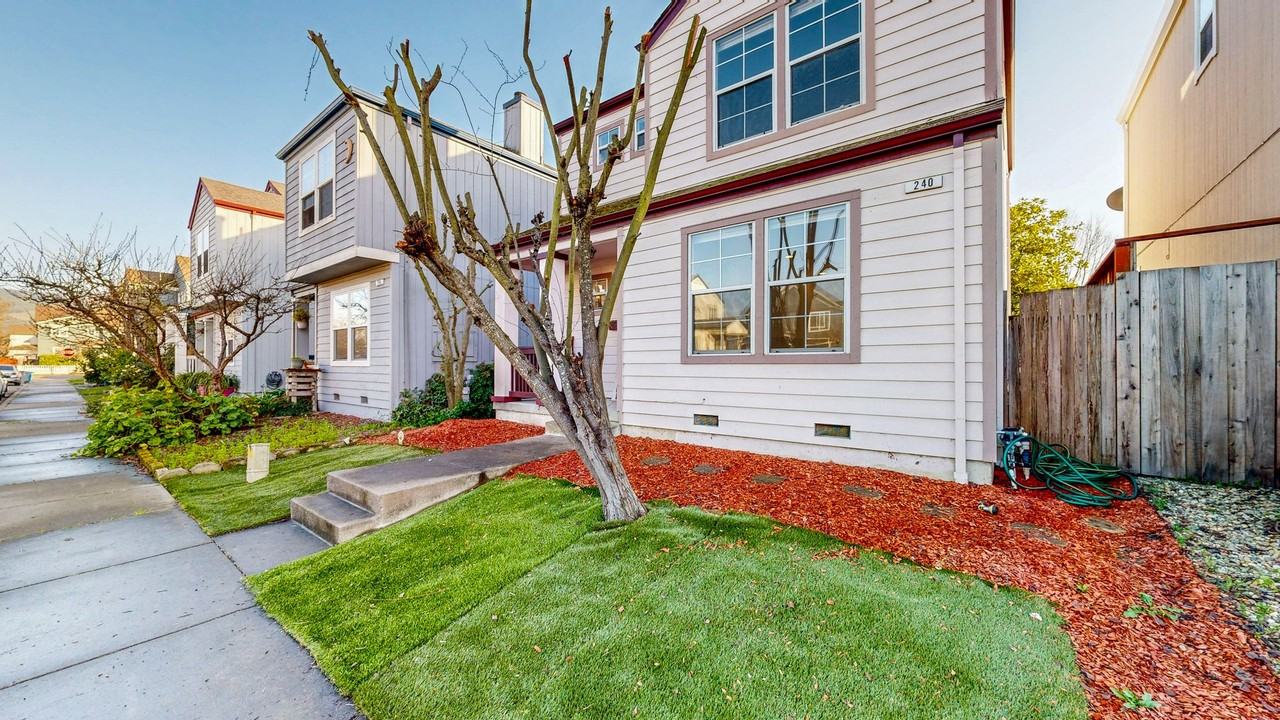 240 Anteeo Way - Photo 4 of 46