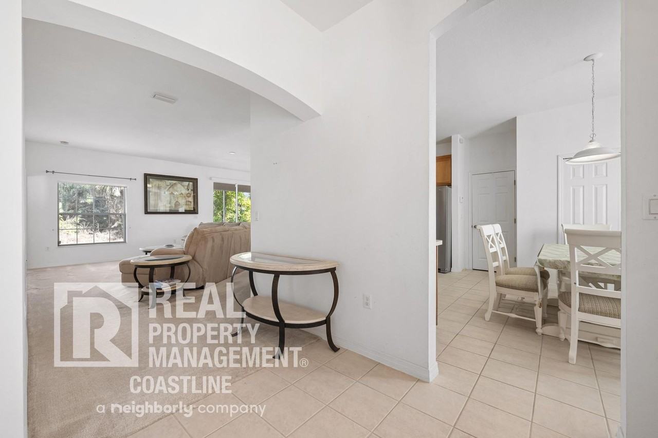 3148 Tishman Ave - Photo 2 of 33