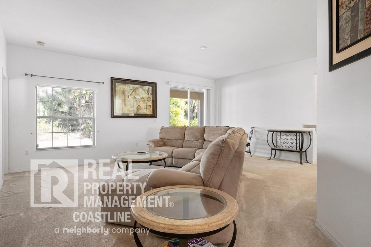 3148 Tishman Ave - Photo 3 of 33