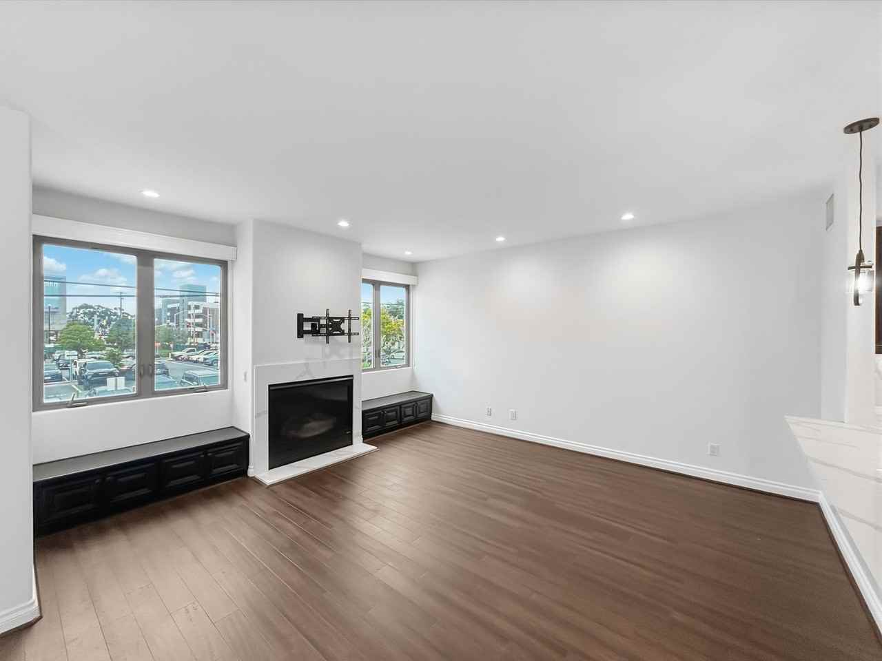 115 W Montecito Way - Photo 7 of 28