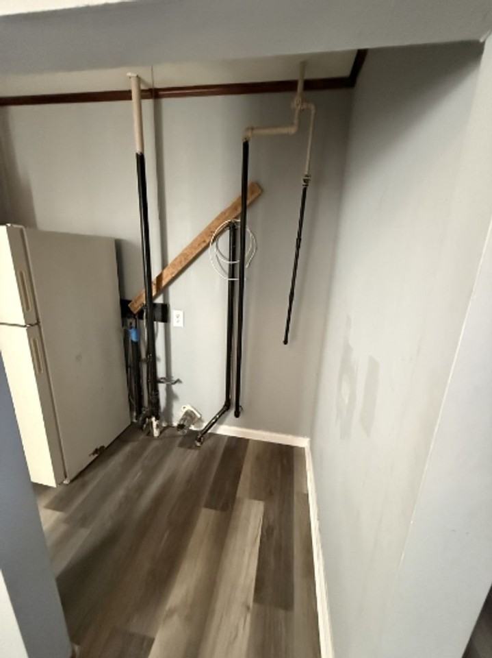 4715 E 33rd St - Photo 7 of 9