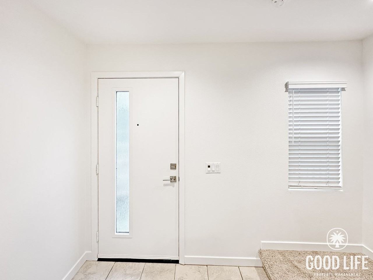 10890 Portsmouth St - Photo 4 of 44