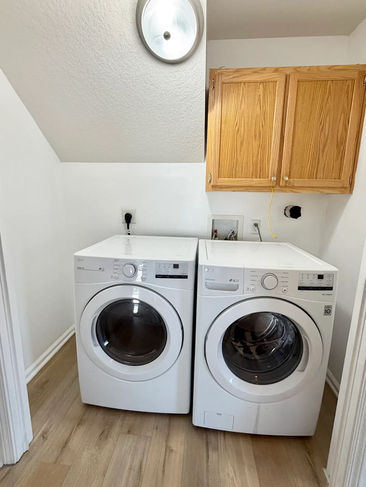 93 Mollies Ct - Photo 4 of 22