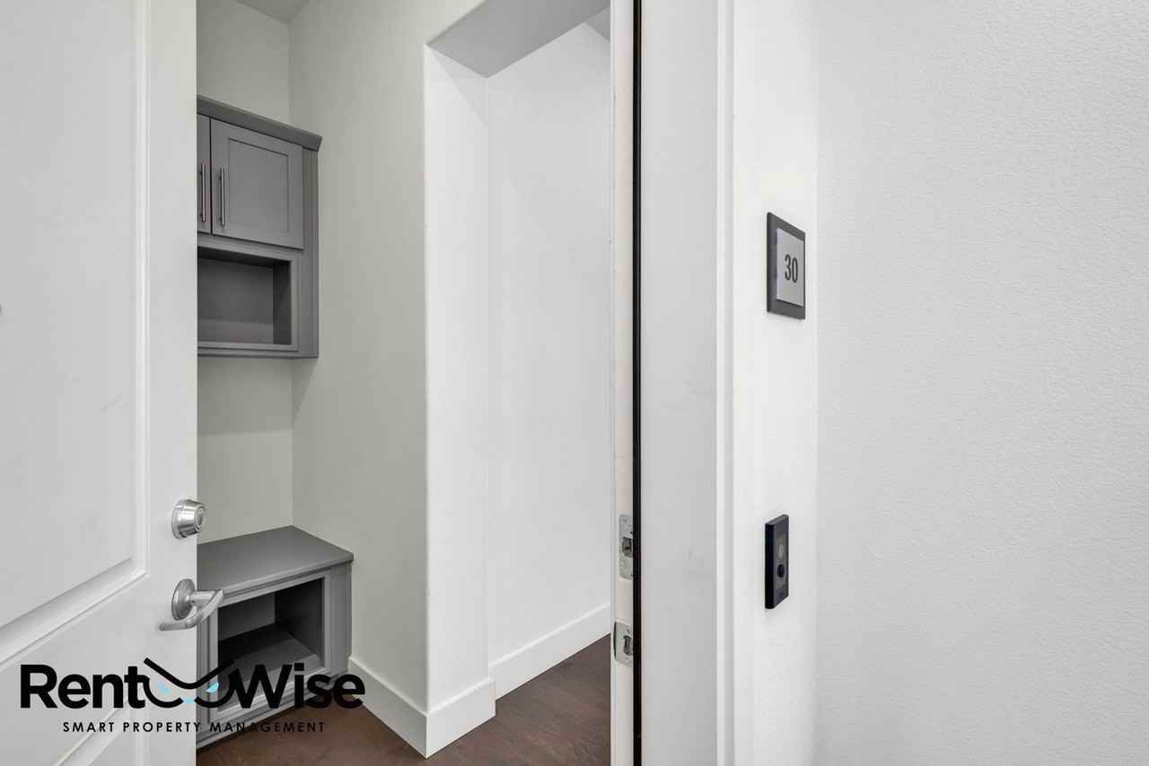 390 Riesling Ave #30 - Photo 3 of 36