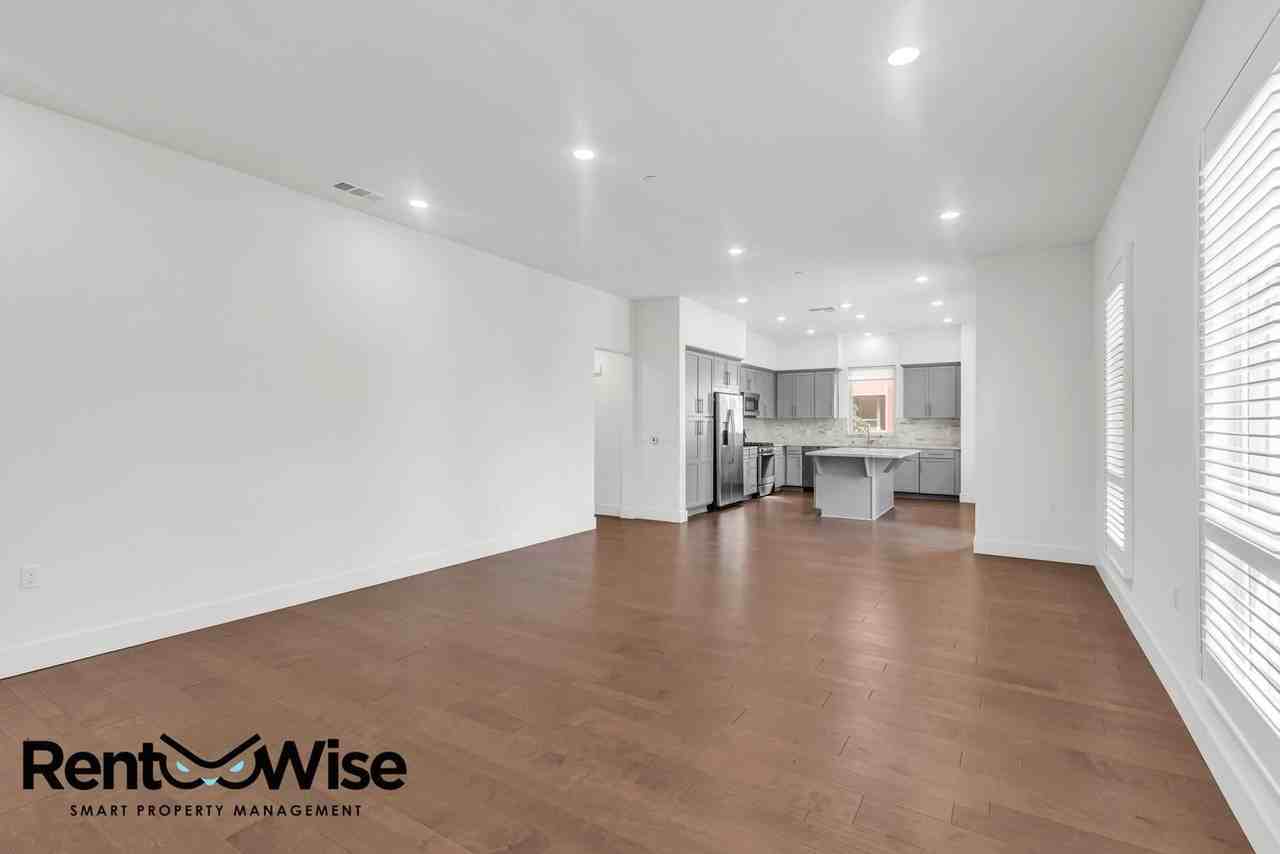 390 Riesling Ave #30 - Photo 6 of 36