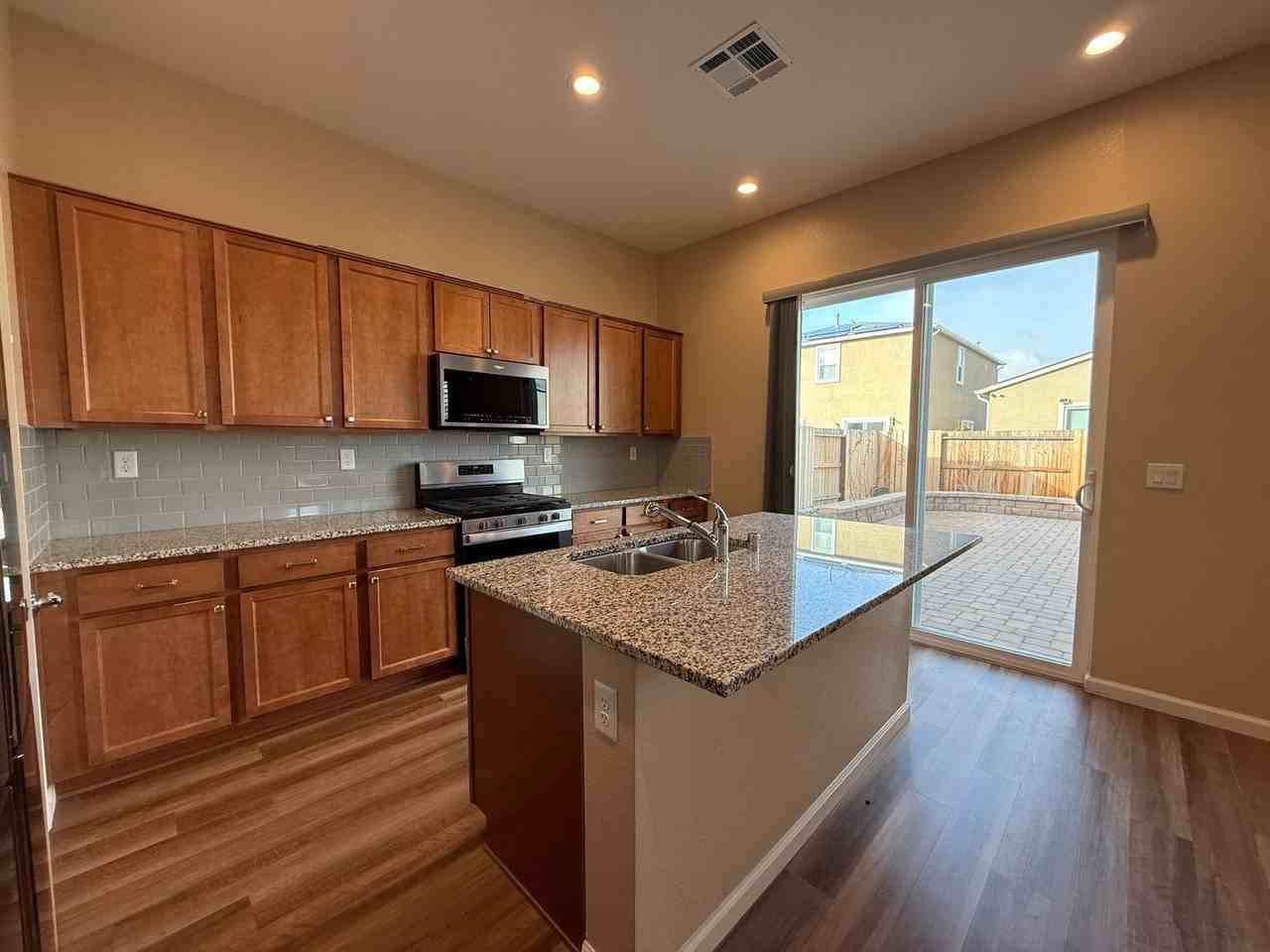 7733 Boulder Falls Dr - Photo 7 of 30