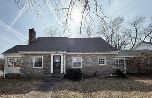 featured image of 287 E Eastland St