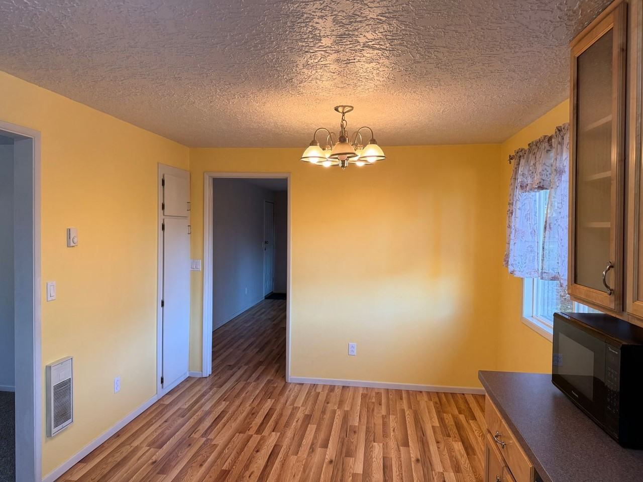 700 Ne 122nd Ave - Photo 4 of 21