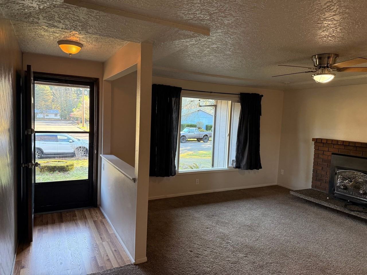 700 Ne 122nd Ave - Photo 6 of 21