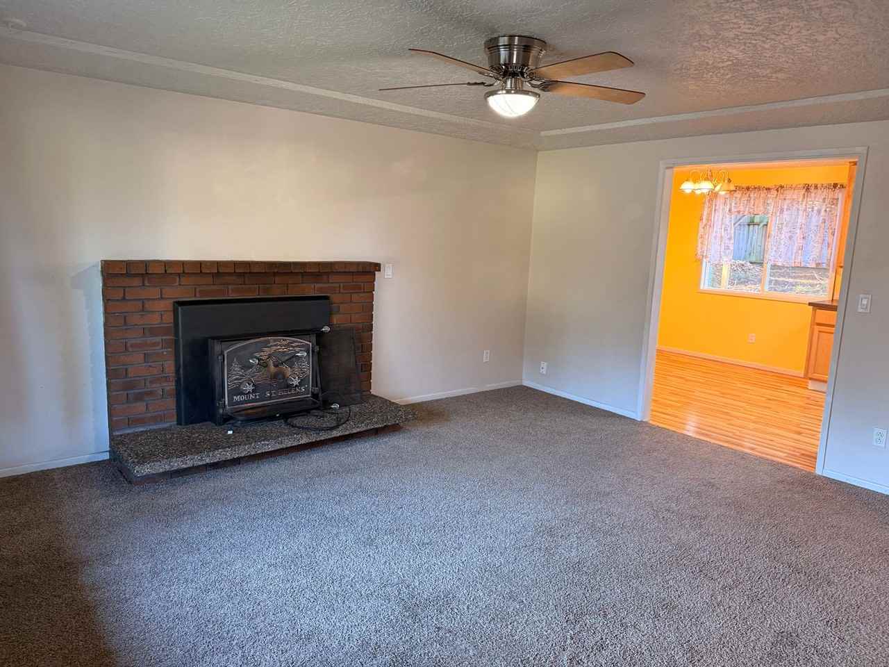 700 Ne 122nd Ave - Photo 7 of 21