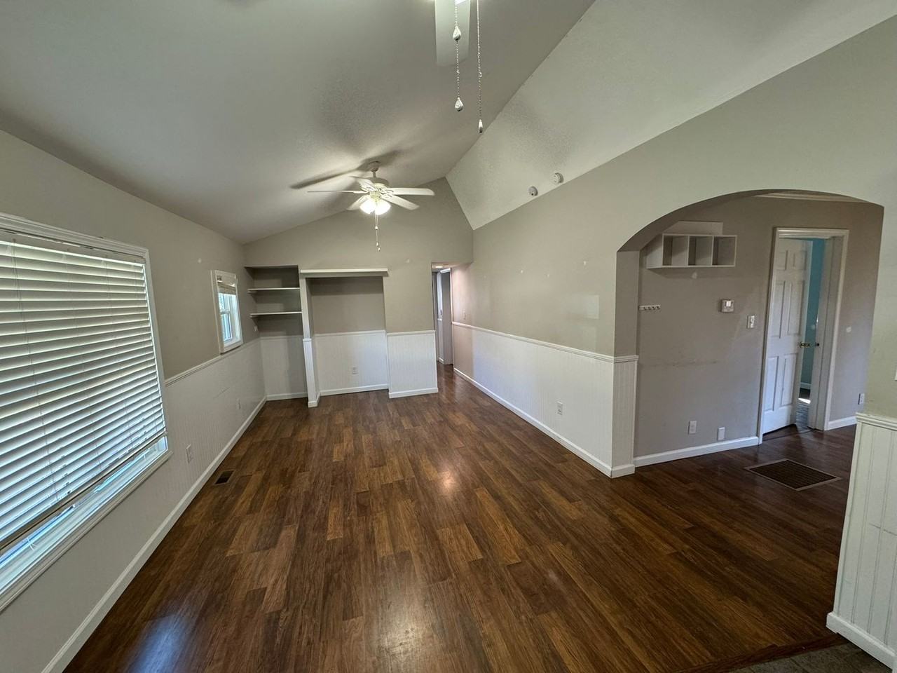 236 Arch St - Photo 6 of 24