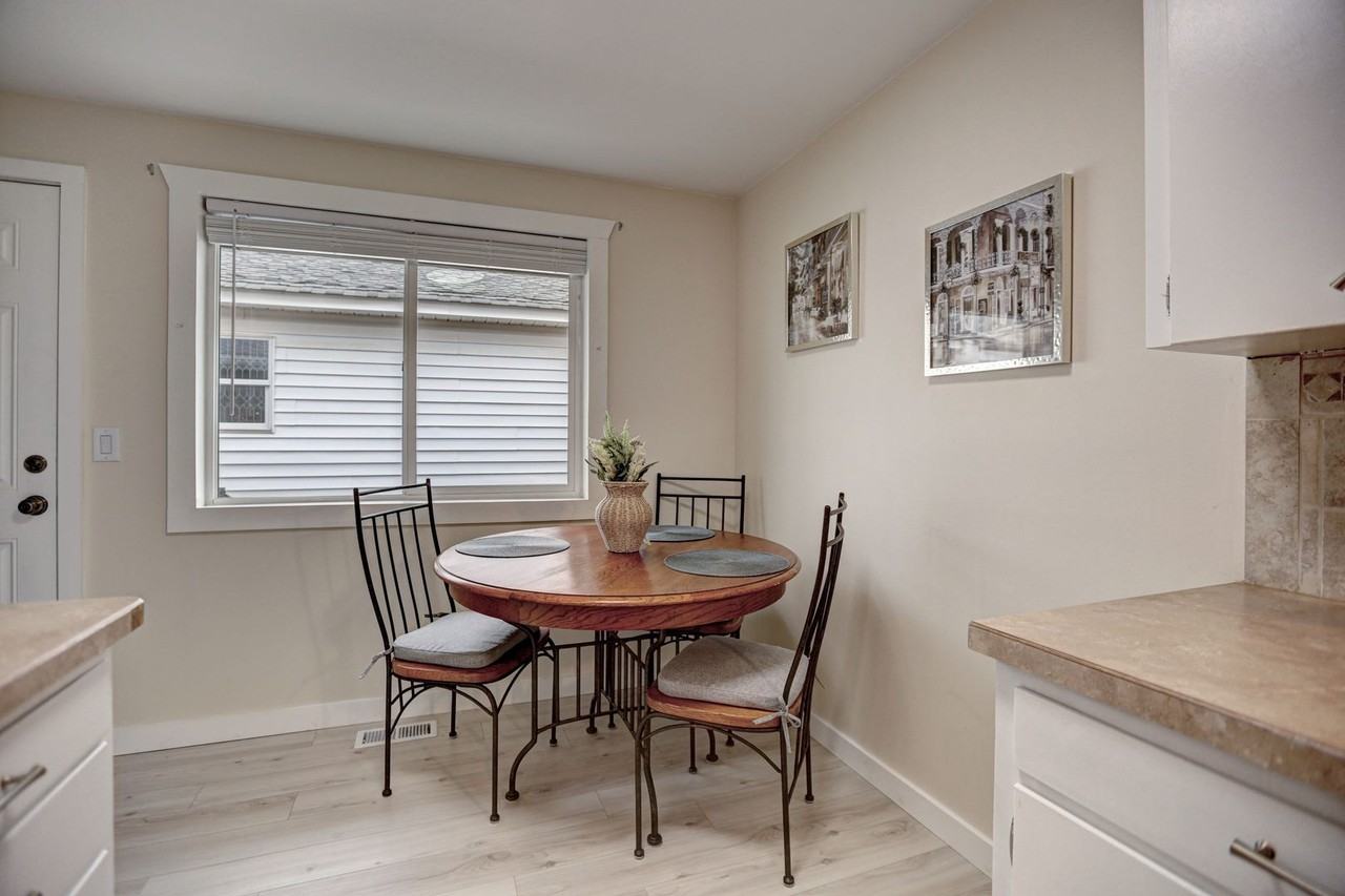 1206 E Heroy Ave - Photo 4 of 19