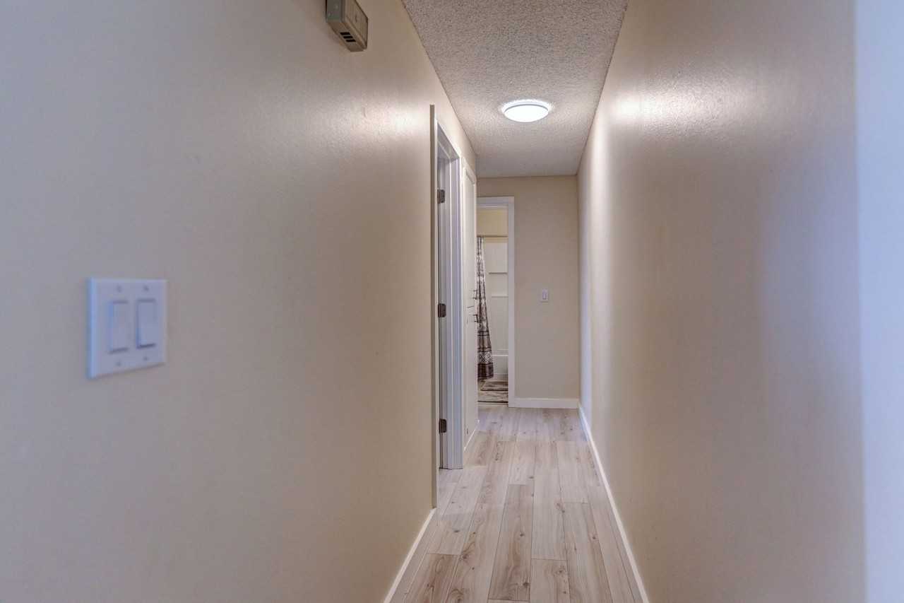 1206 E Heroy Ave - Photo 5 of 19