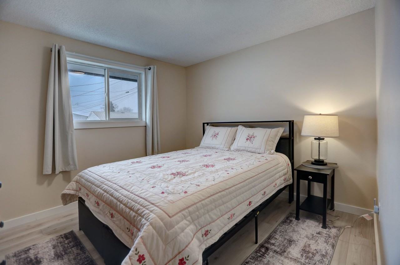 1206 E Heroy Ave - Photo 7 of 19