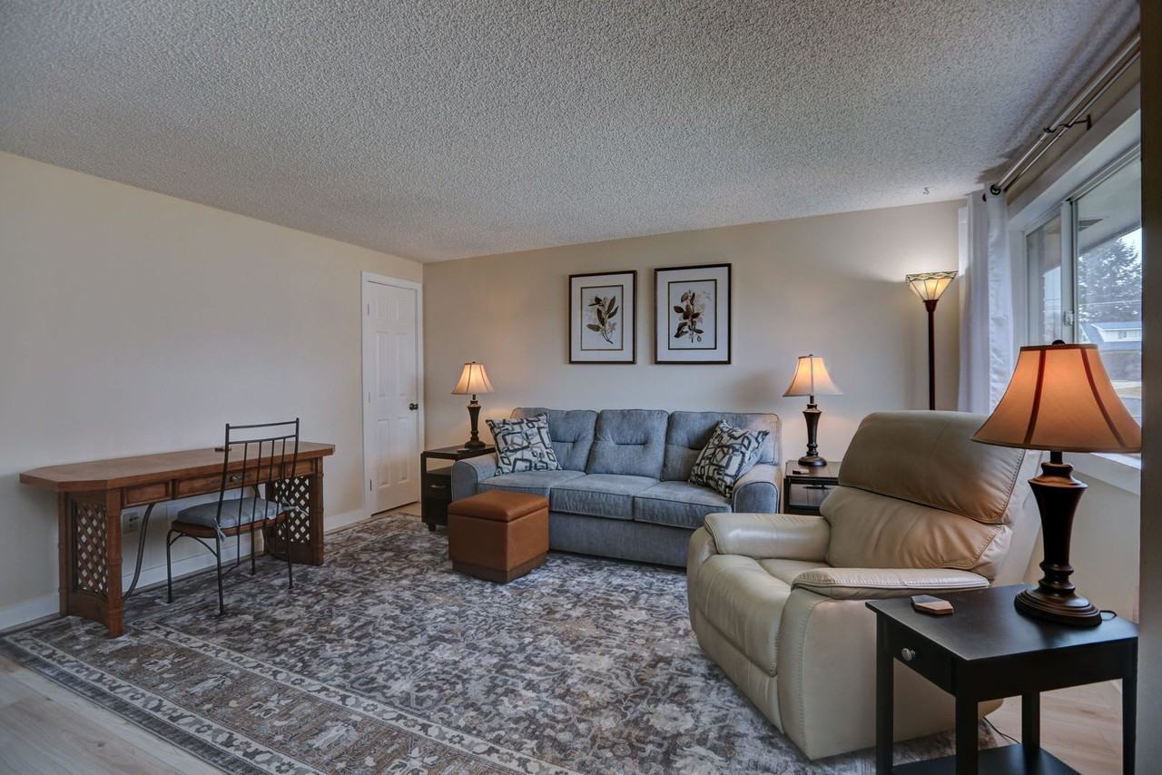 1206 E Heroy Ave - Photo 2 of 14