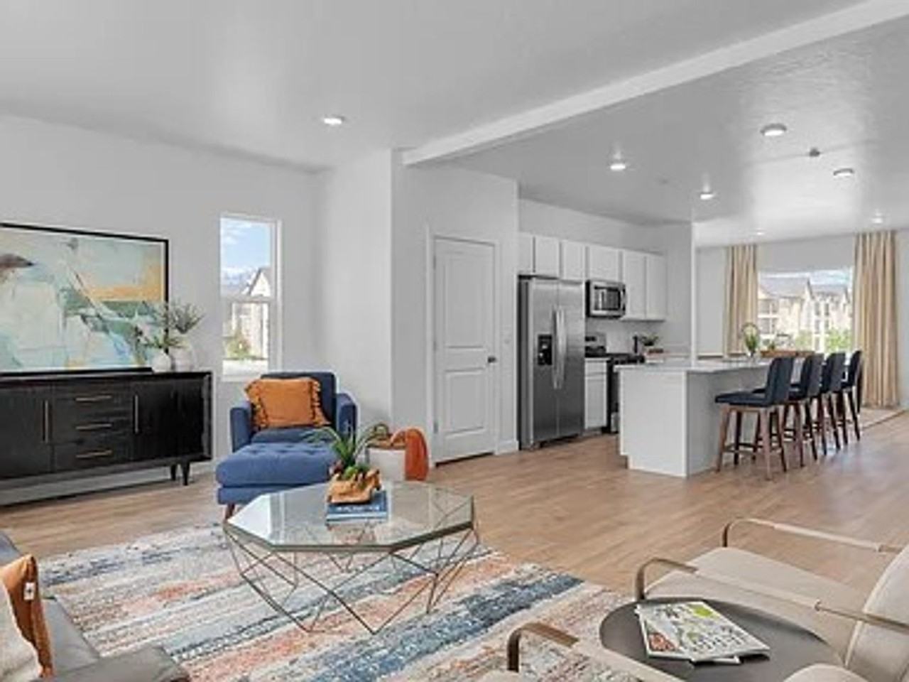 376 S 1150 W - Photo 7 of 21