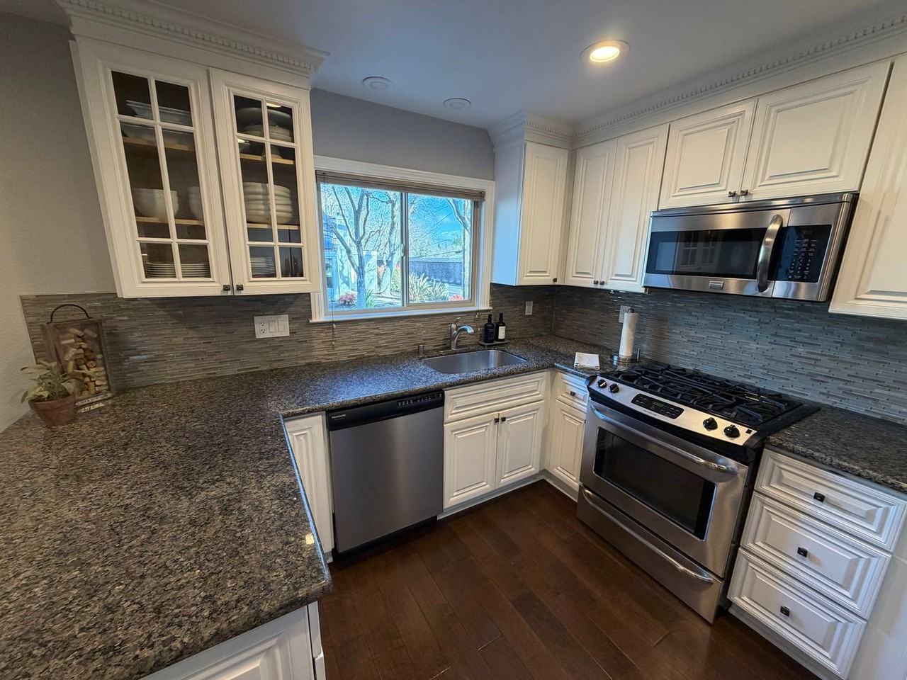 236 Jewel Ter - Photo 7 of 26