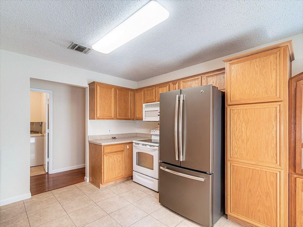 809 Birkhill Trl - Photo 4 of 28